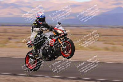 media/Sep-11-2022-SoCal Trackdays (Sun) [[81b7e951af]]/Back Straight Speed (850am)/